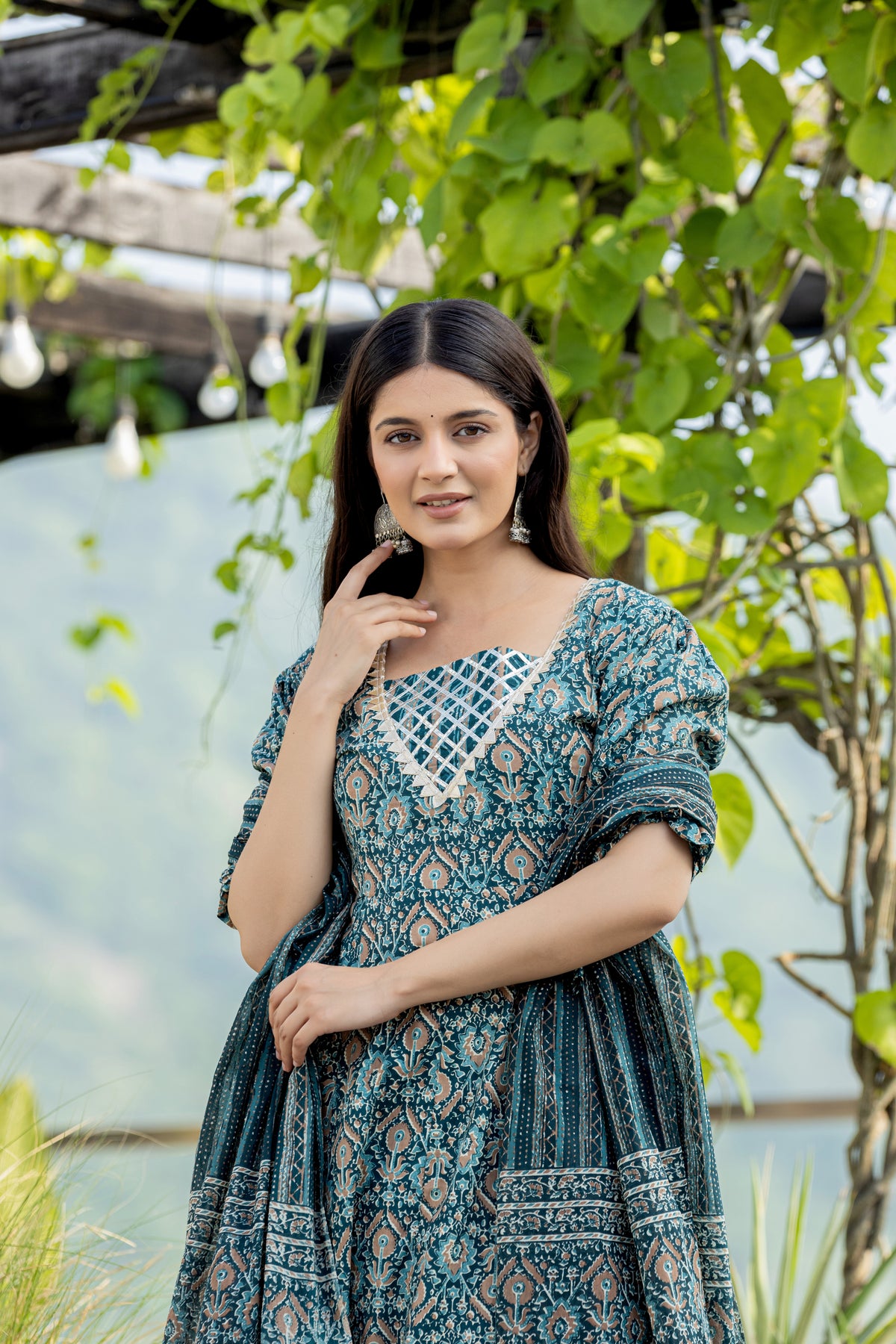 Panna Motif Anarkali Kurta With Pant And Dupatta