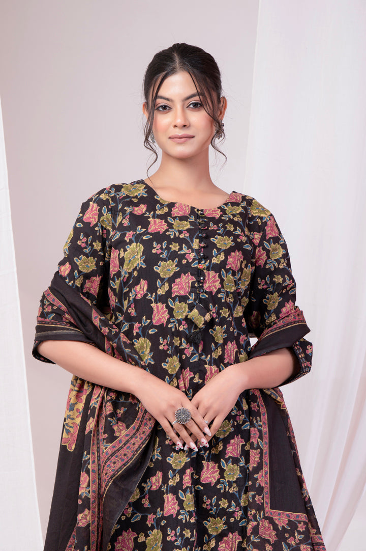 Avani Floral Set Of Three