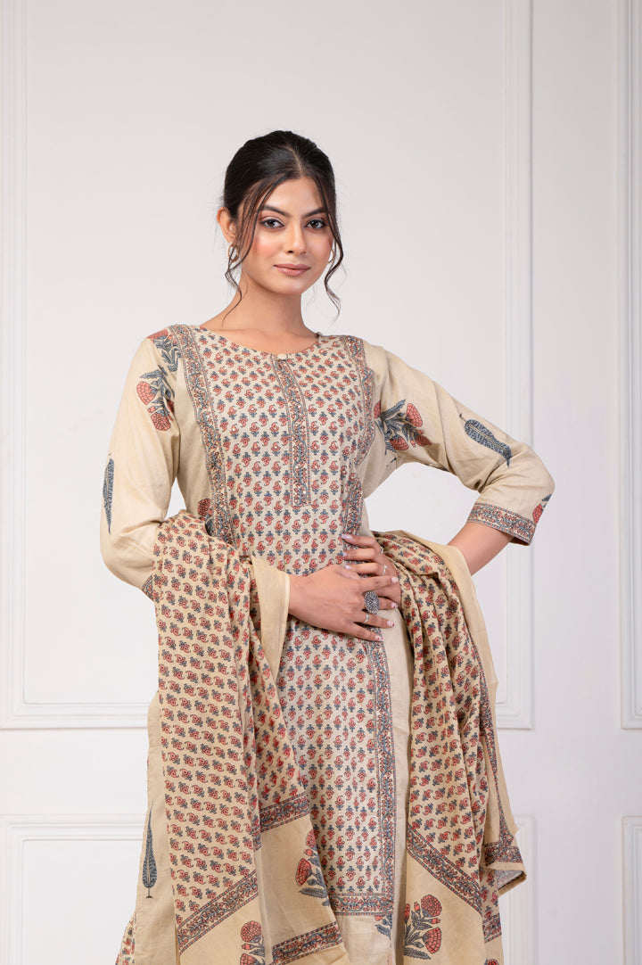 Vedika Mulmul Cotton Set Of Three