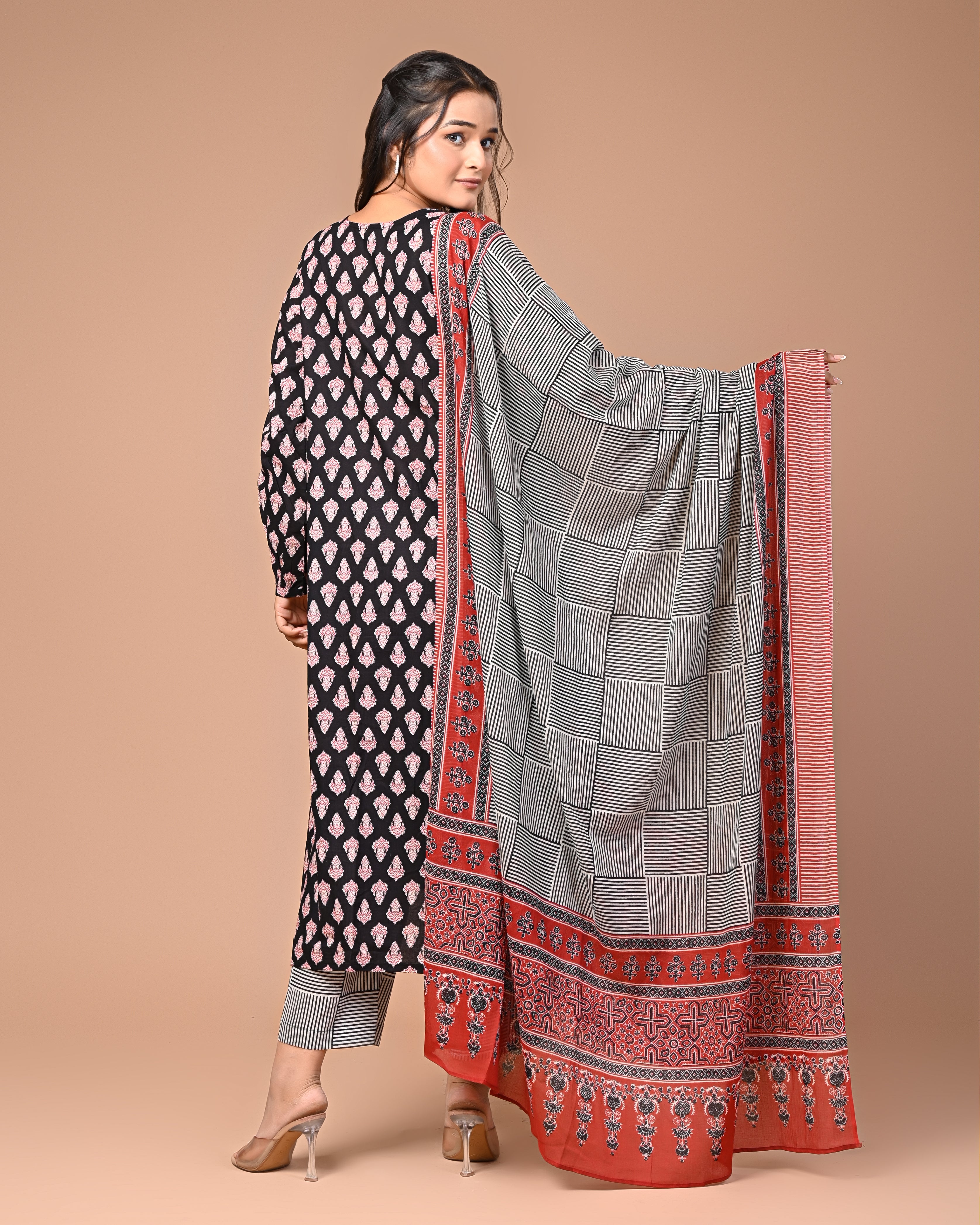 Firdaus Motif Set Of Three