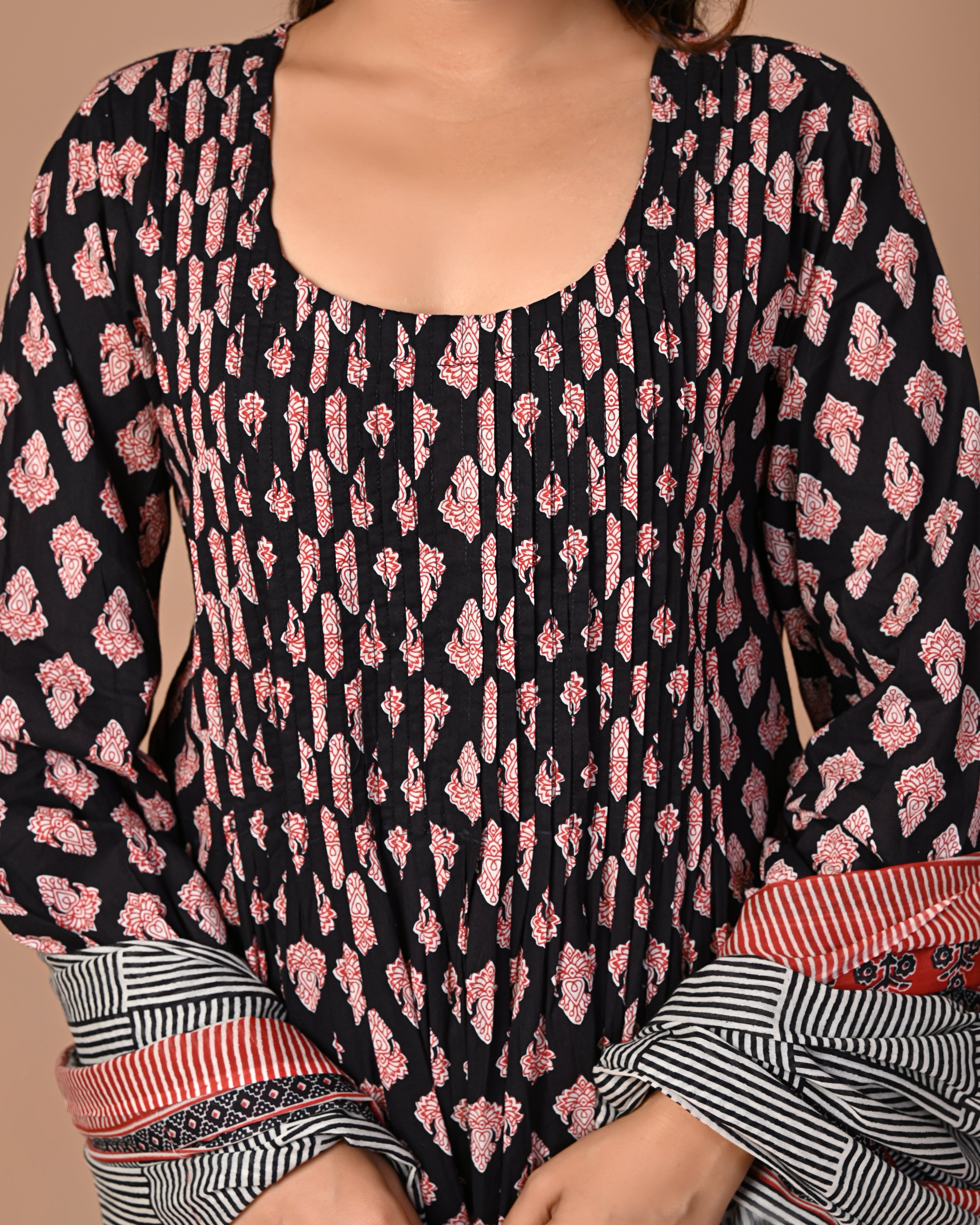 Firdaus Motif Set Of Three
