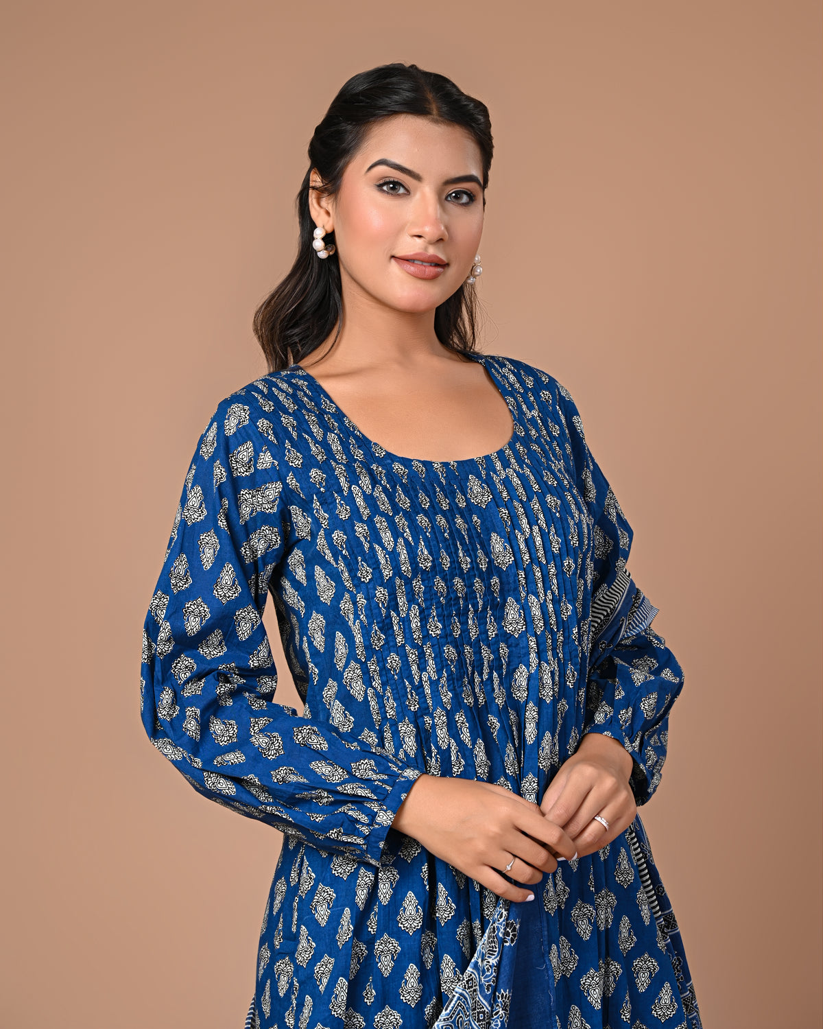 Siyahi Motif Set Of Three