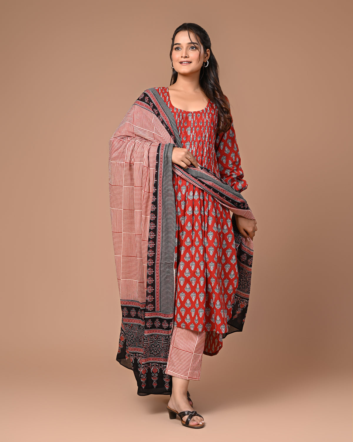 Aatish Motif Three Piece Set