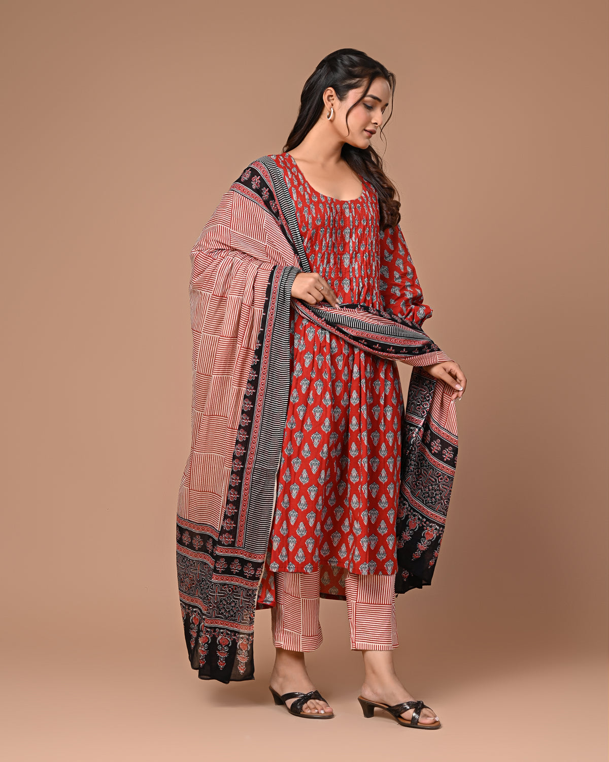 Aatish Motif Three Piece Set