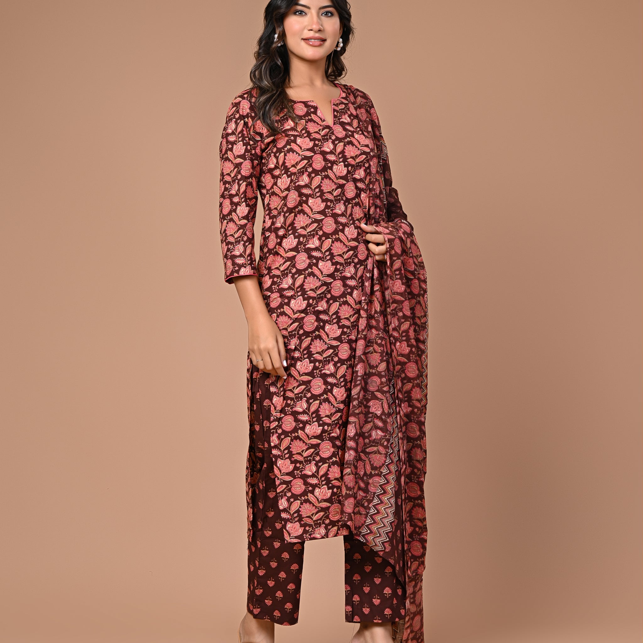 Anjeer Three Piece Set