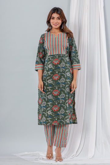 Dark Green Floral Stripe Yoke Kurta