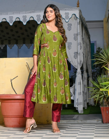 GREEN FLORAL PRINT MUSLIN SIDE SLIT SET WITH DUPATTA