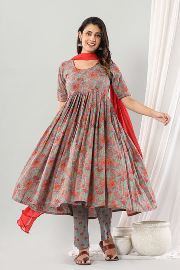 Grey Floral  Dahlia Anarkali Set Of Three