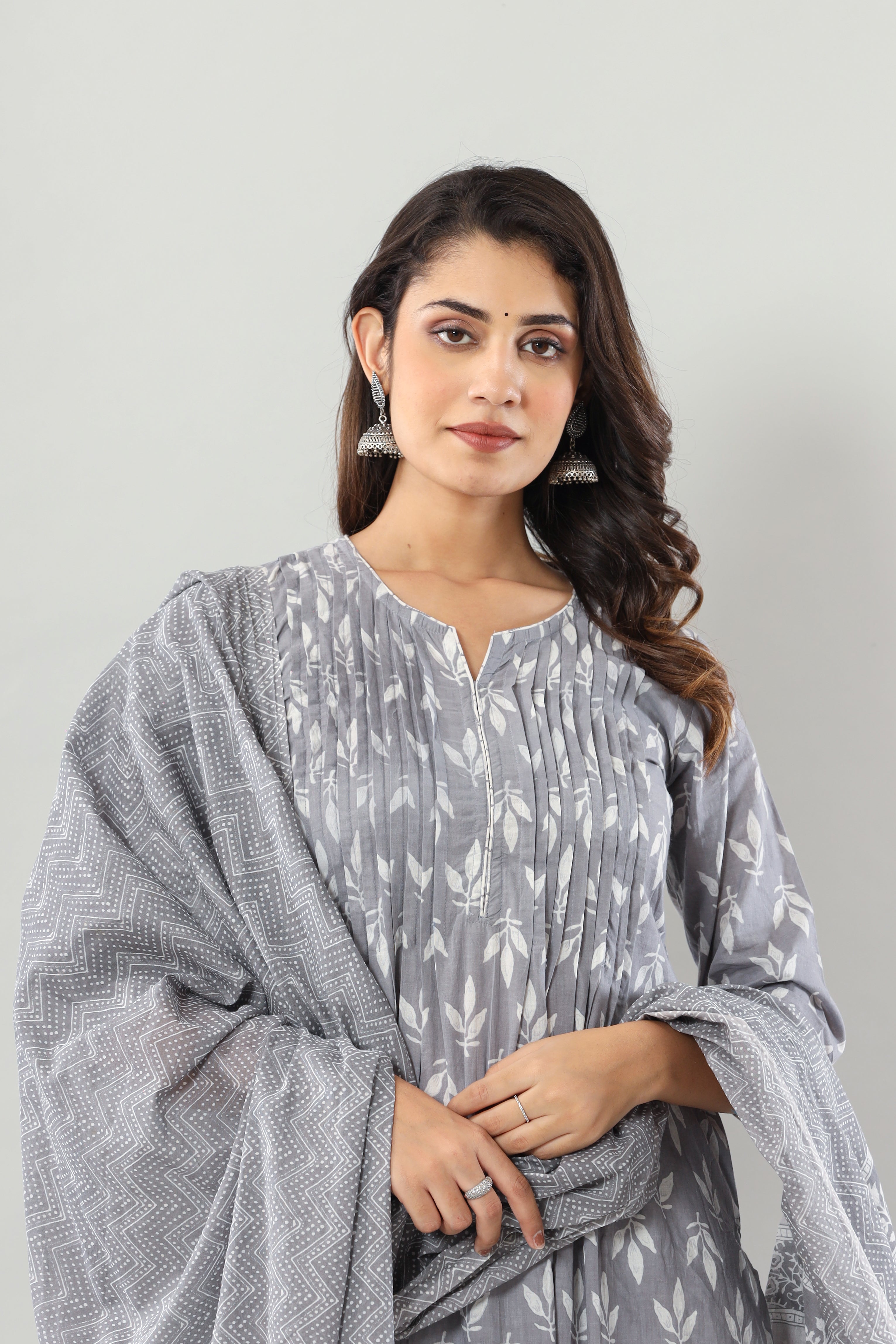 Grey Floral Pintuck Set Of Three