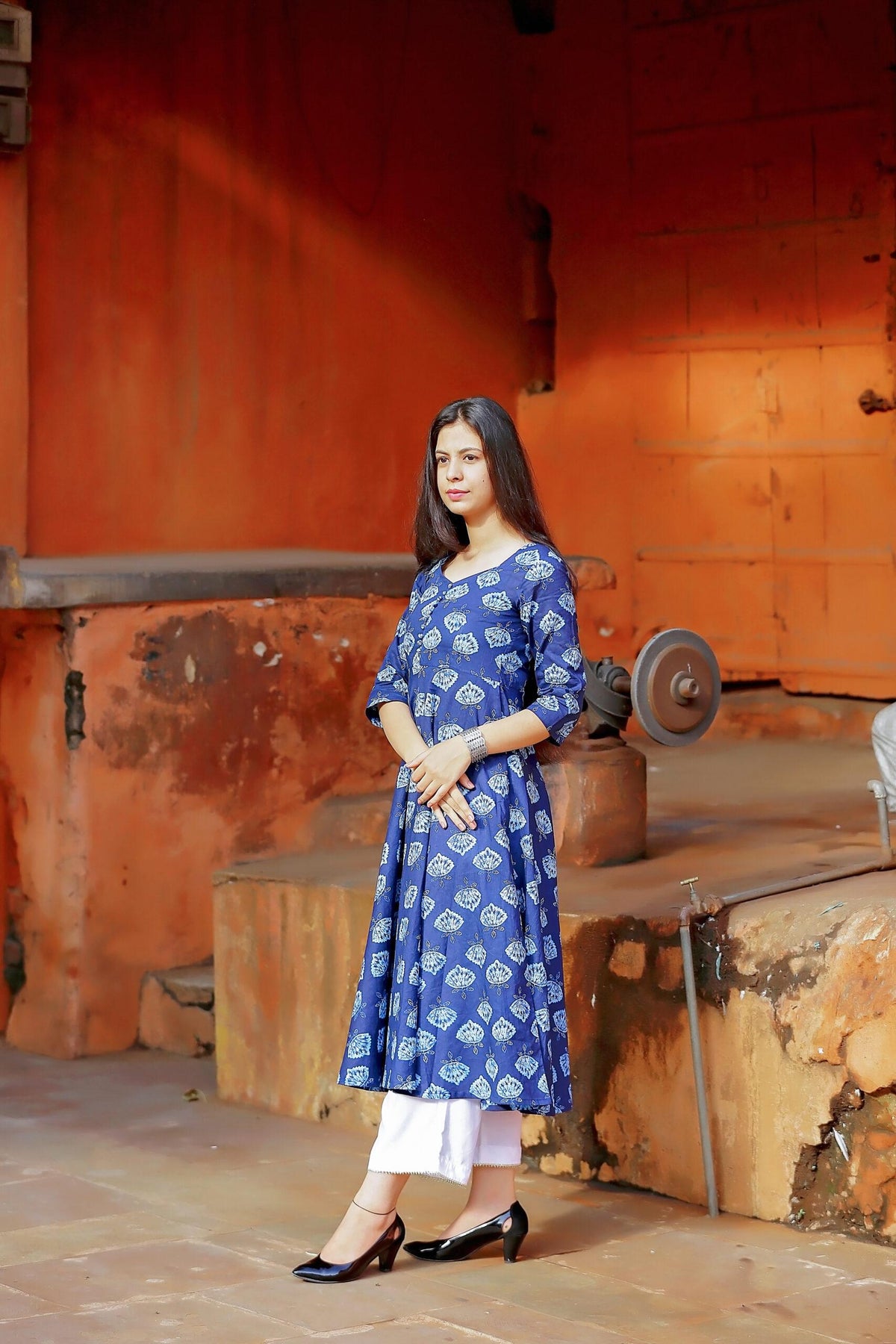 INDIGO FLORAL PRINT ANARKALI KURTA