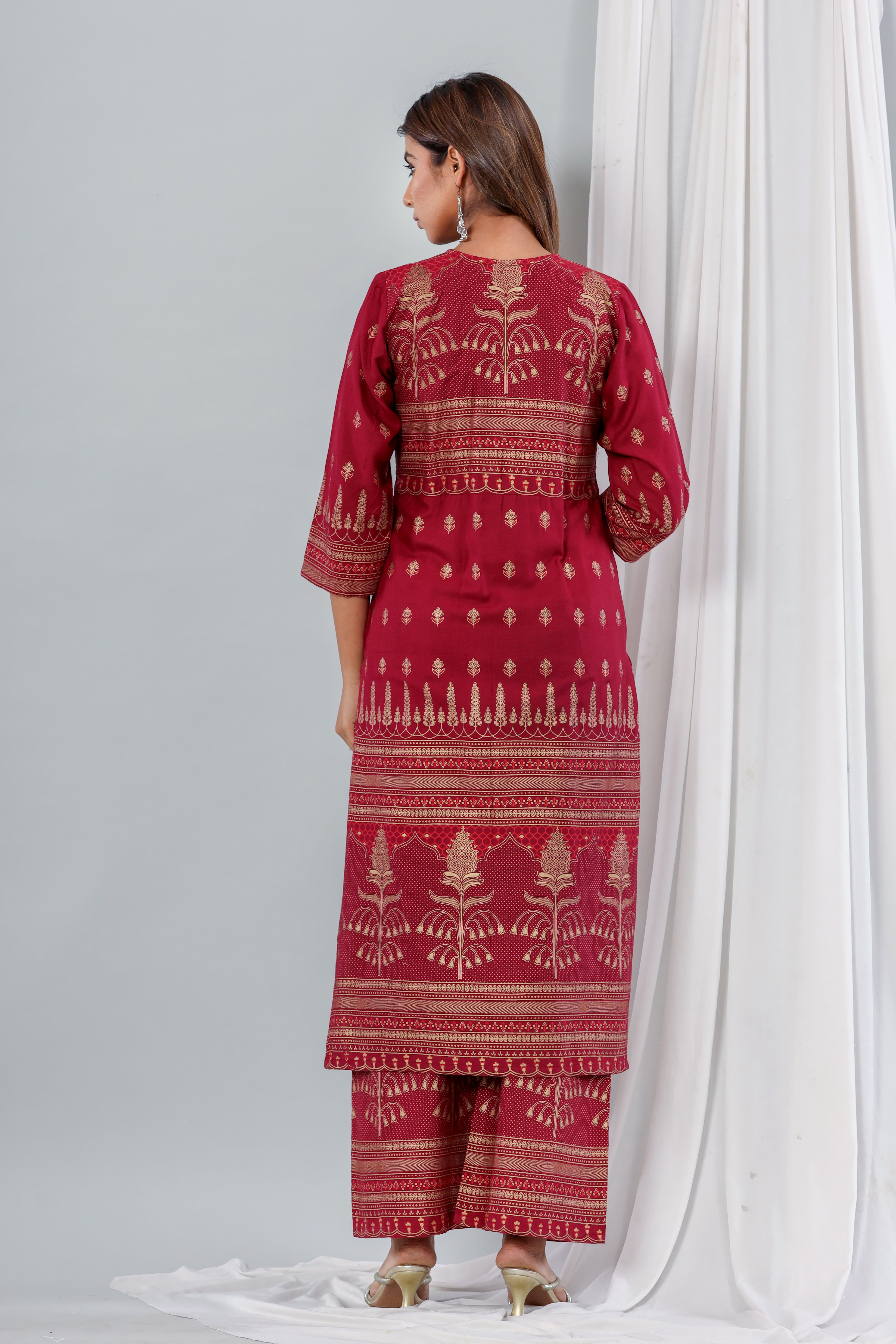 Maroon Foil Print Kurta