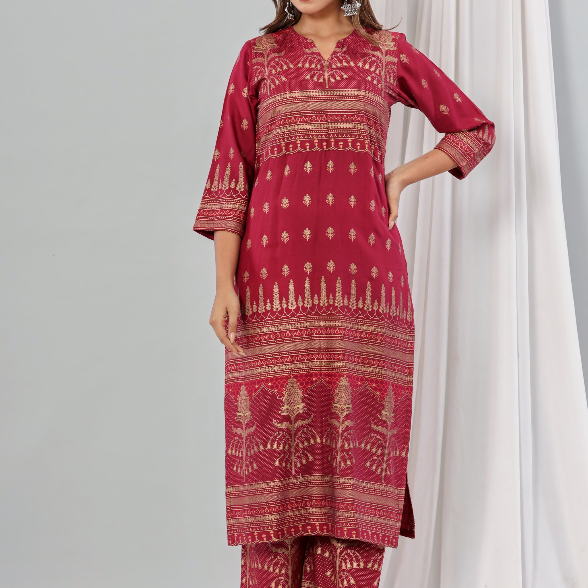 Maroon Foil Print Kurta