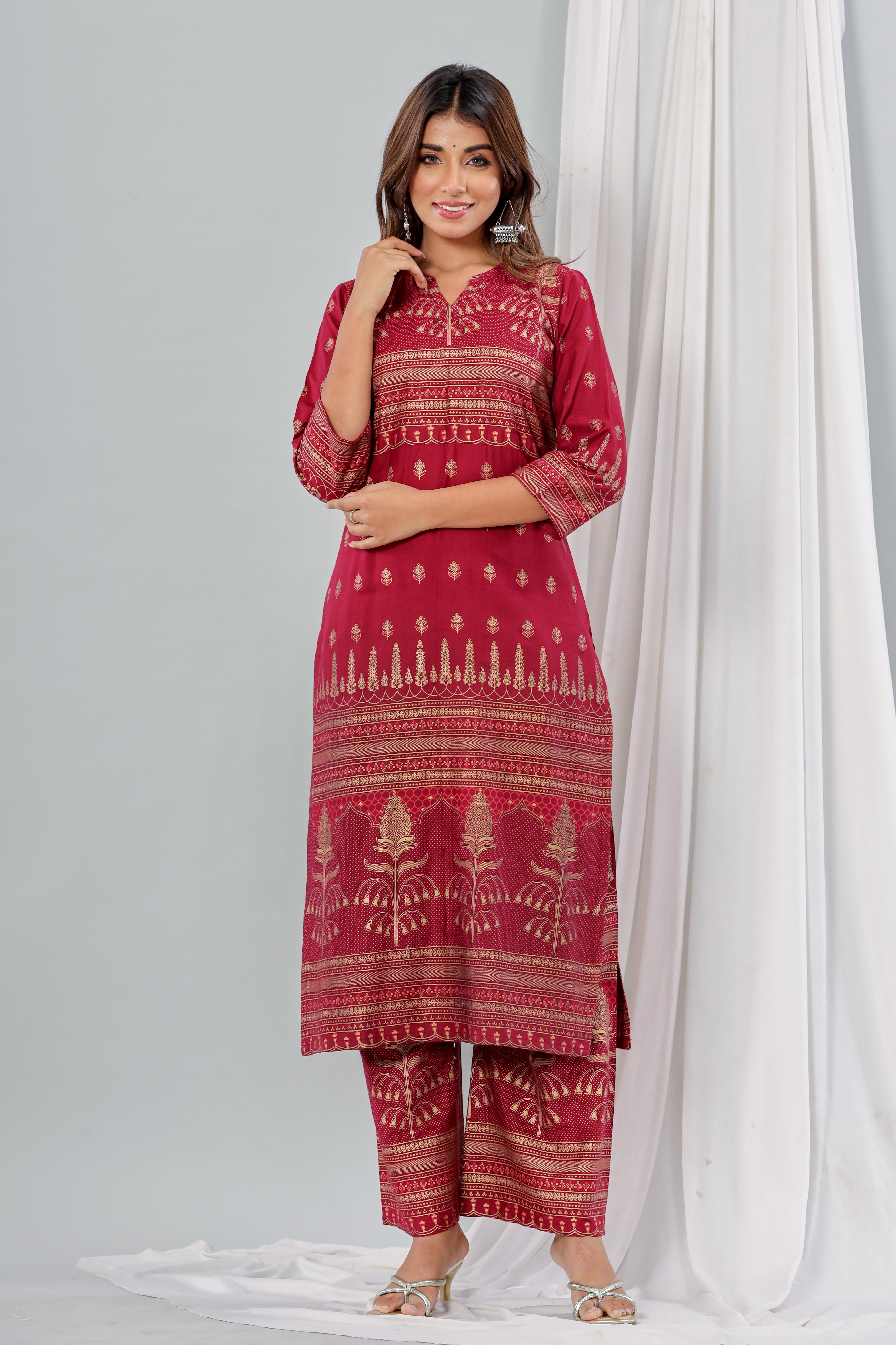 Maroon Foil Print Kurta