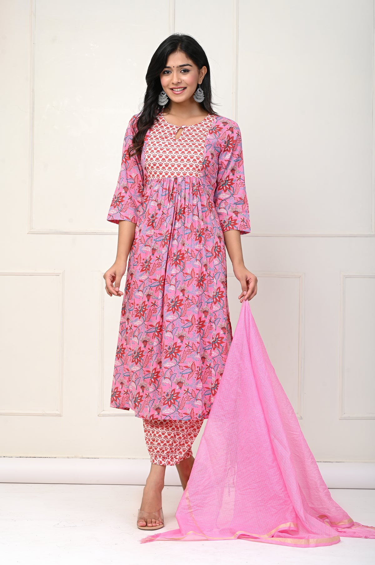 Pink Red Floral  Nyra Cut Set Of Three