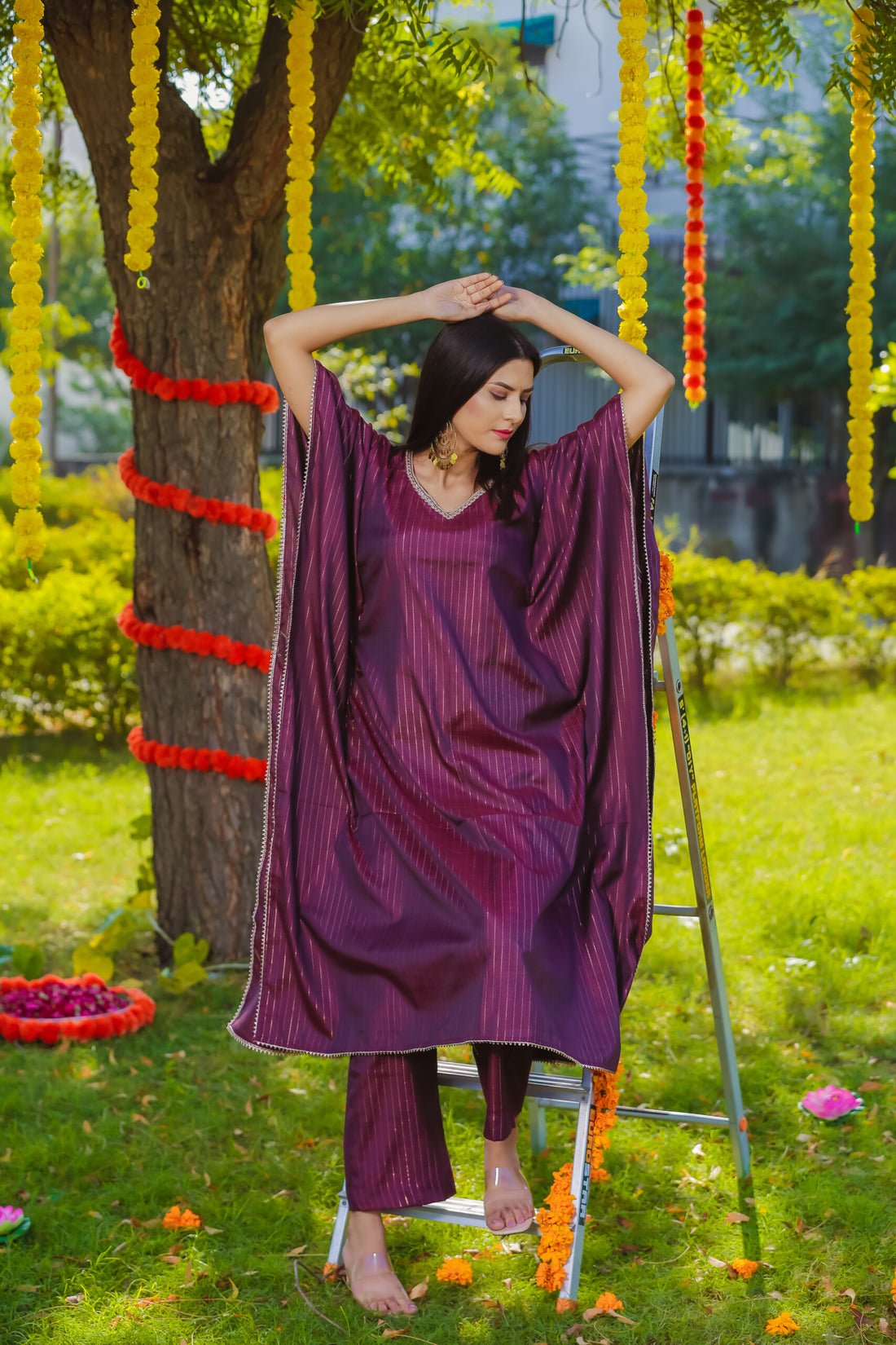 Plum Lurex Kaftan Set Of Two