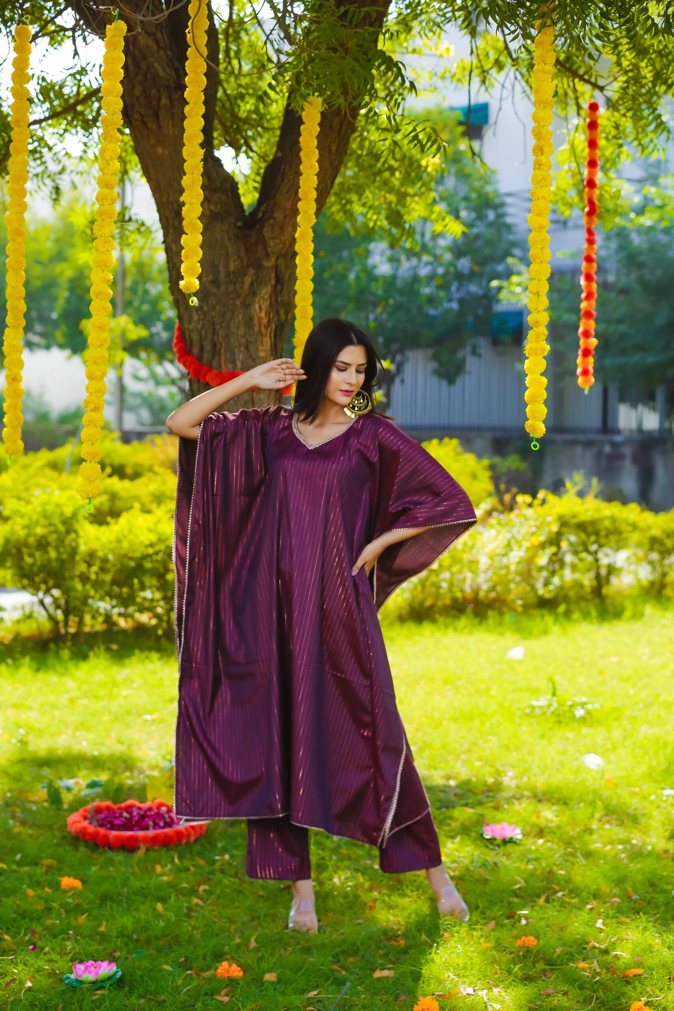 Plum Lurex Kaftan Set Of Two