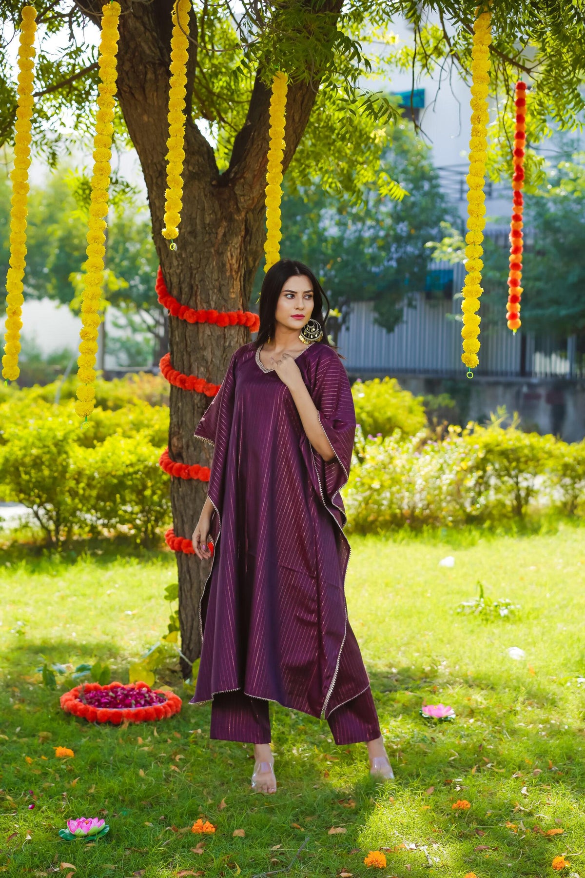 Plum Lurex Kaftan Set Of Two