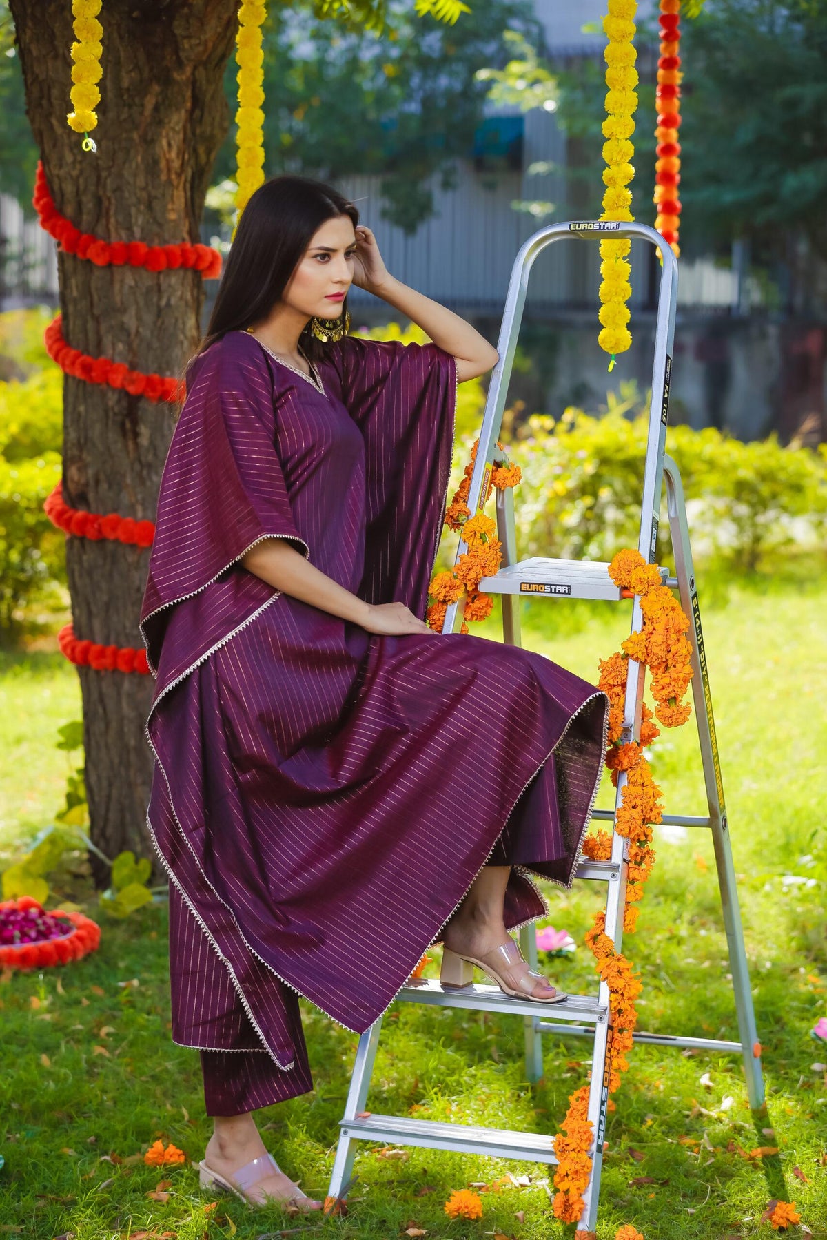 Plum Lurex Kaftan Set Of Two