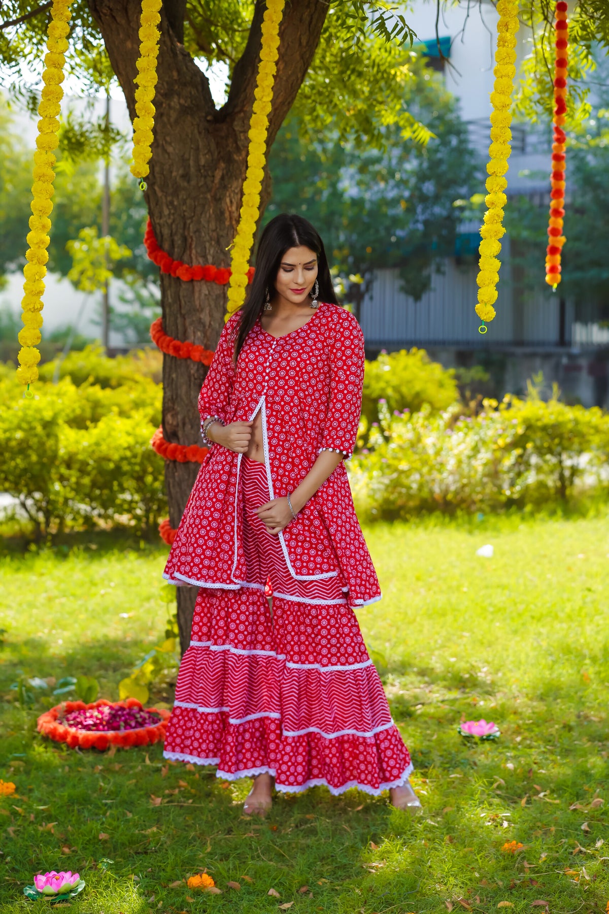 RED FRONT CUT GHARARA SET OF THREE