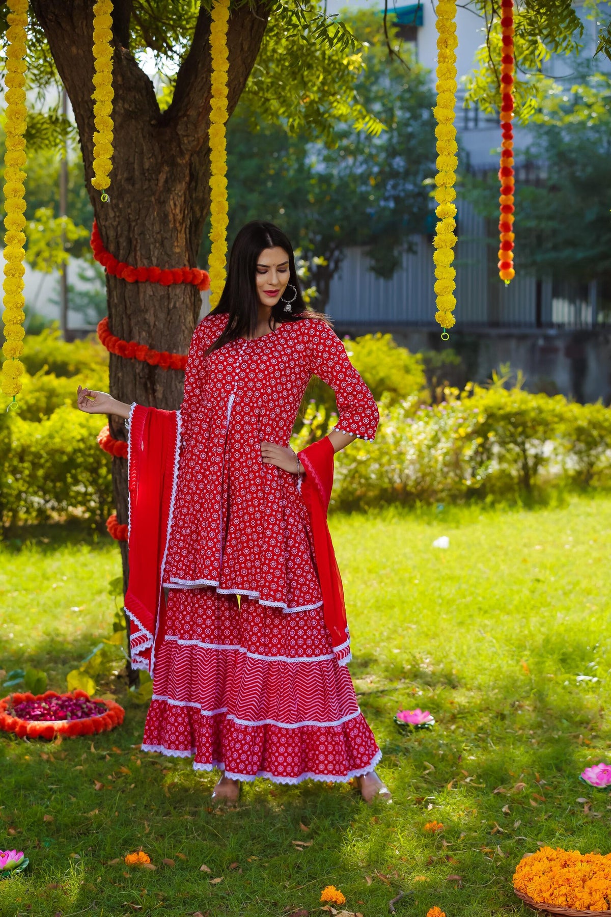RED FRONT CUT GHARARA SET OF THREE