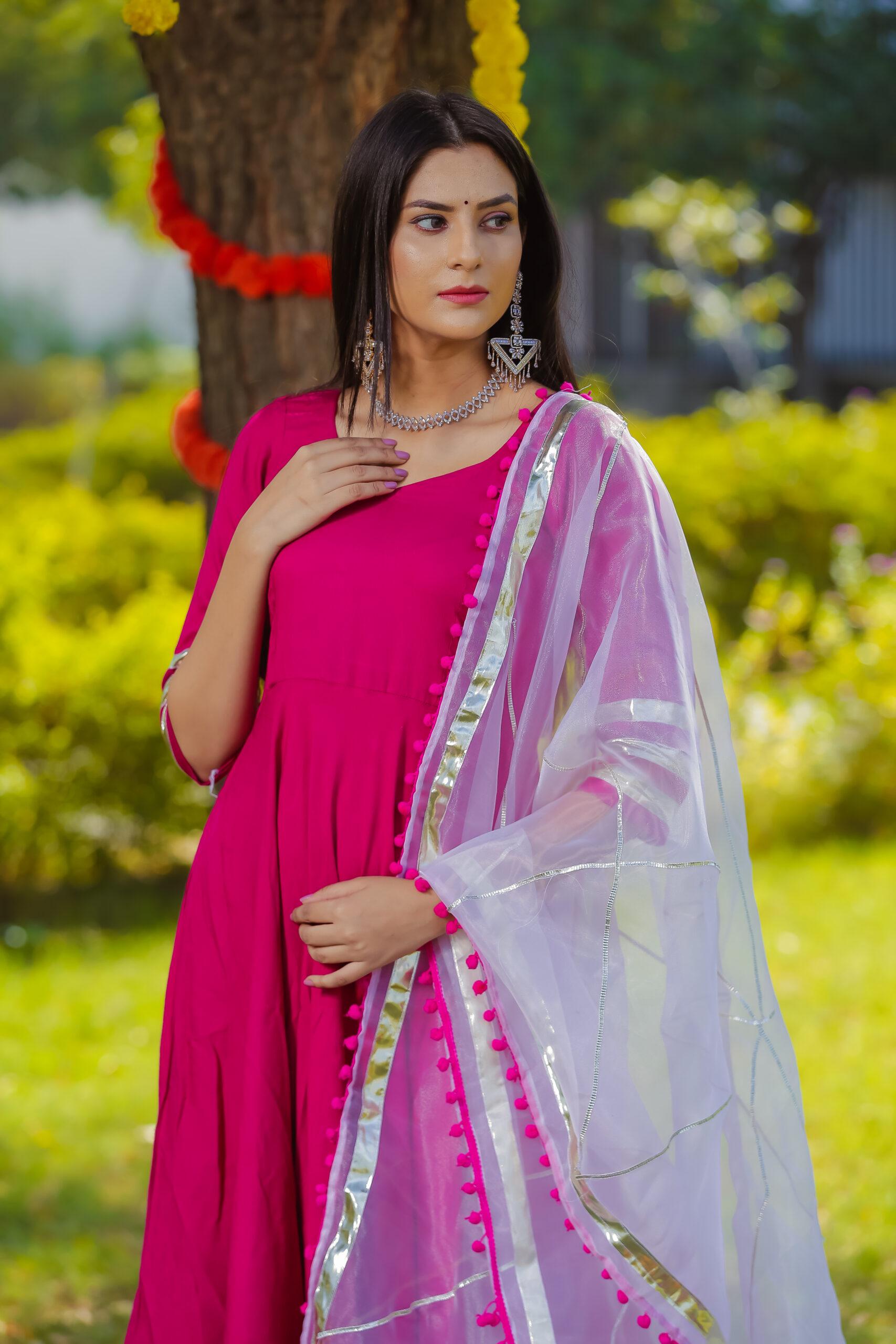 WINE ANARKALI GOTTA ORGANZA DUPATTA SET OF THREE