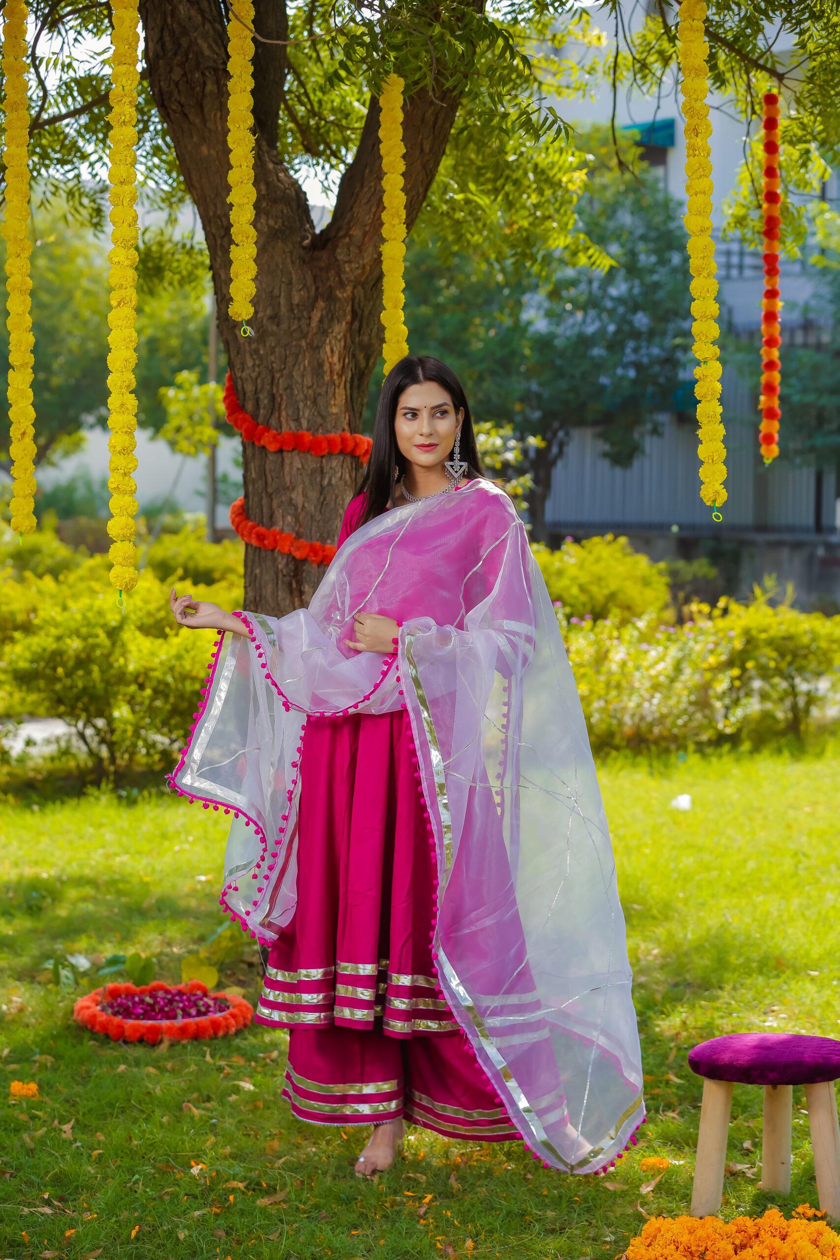 WINE ANARKALI GOTTA ORGANZA DUPATTA SET OF THREE