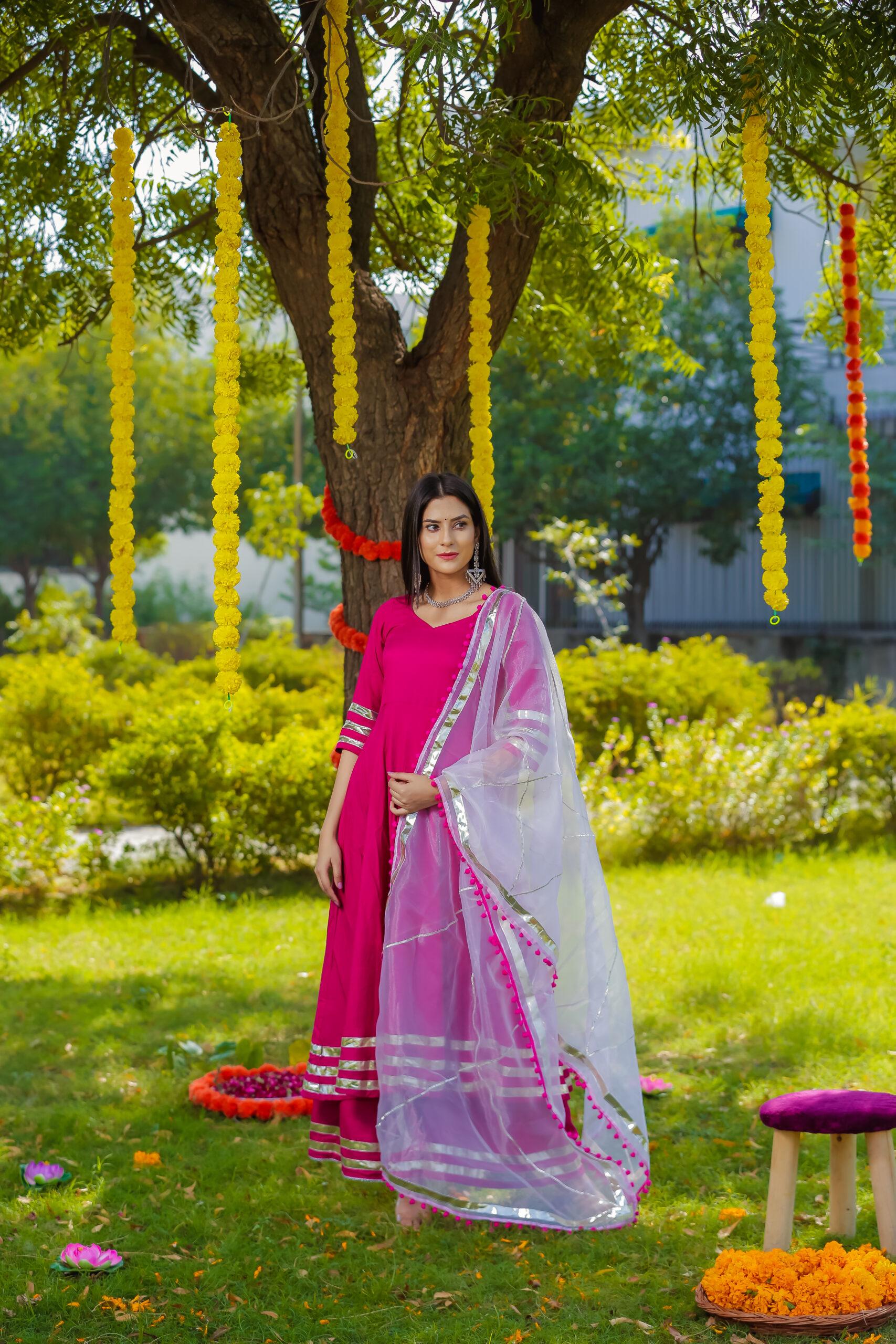 WINE ANARKALI GOTTA ORGANZA DUPATTA SET OF THREE